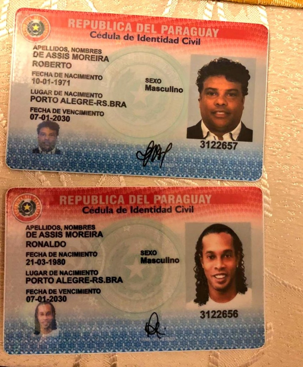 Ronaldinho Assis identidade Paraguai — Foto: Reprodução/Twitter